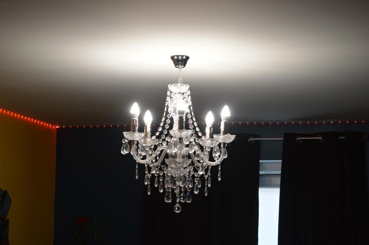 Nuit Insolite-Room Love Saint-Germain  Экстерьер фото